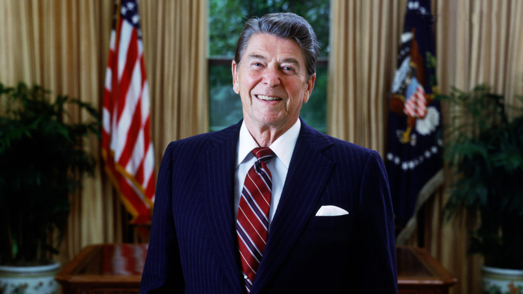 6/3/85 1985 Official portrait of President Reagan in oval office