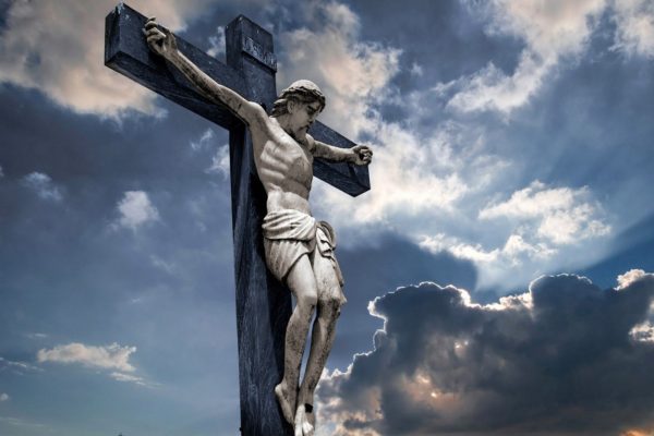 La paradoja del viernes santo. VoxBox.
